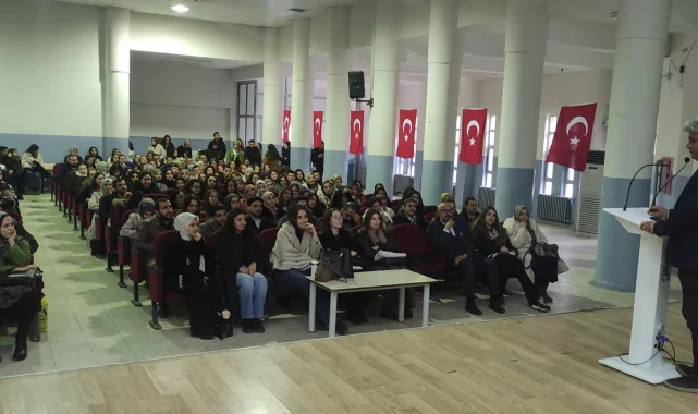 Siverek'te Yeni Atanan Öğretmenlere BİGEP ve TYMM Kapsamında Bilgilendirme Yapıldı