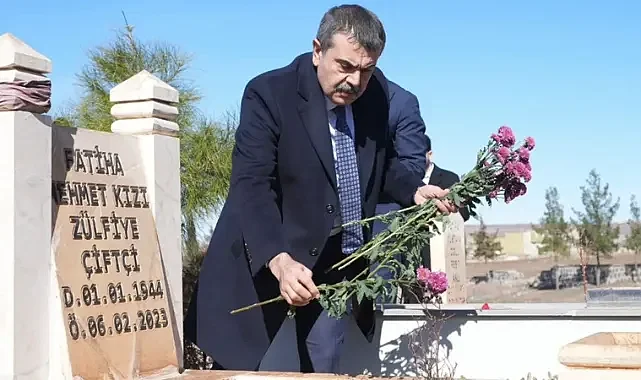 Tekin, Urfa’da depremde hayatını kaybedenleri unutmadı!