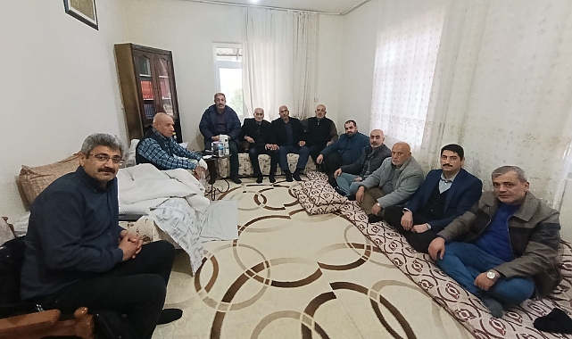 Umrecilerden Mersavi Lideri Karataş’a Ziyaret