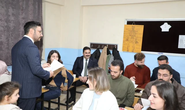 Viranşehir'de English Speaking Club'ın İkinci Dönemi Başladı