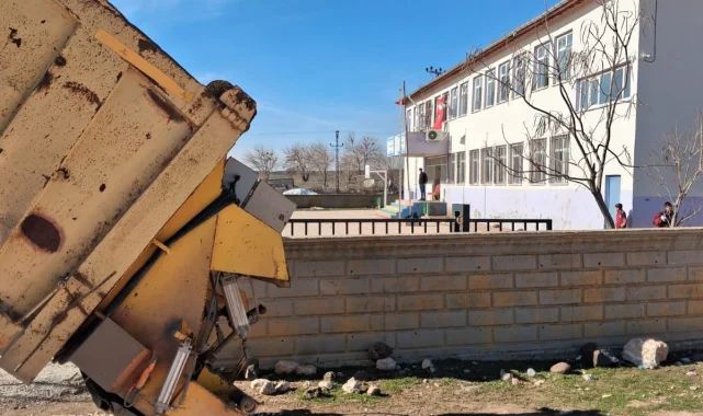 Viranşehir'de Okul Yolu Mucurla Yenilendi, Ulaşım Kolaylaştı
