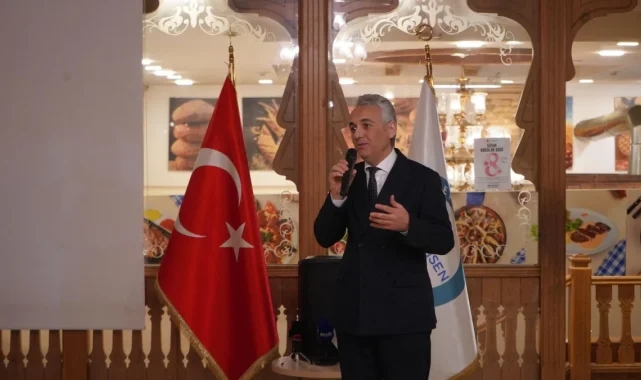 Adil Kurban: "Hekimler bir araya gelirse sadece hakkını ister; Hekimlik Meslek Yasası da bu birliğin eseridir"