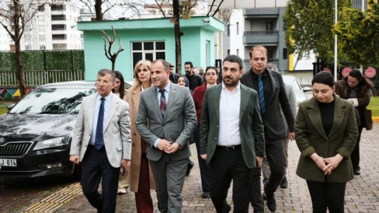 AK Parti Heyeti Şanlıurfa Bakım ve Rehabilitasyon Merkezi'ni Ziyaret Etti
