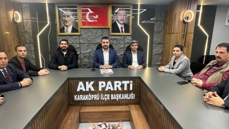 AK Parti Karaköprü'de Haftalık Yönetim Kurulu Toplantısı Gerçekleştirildi