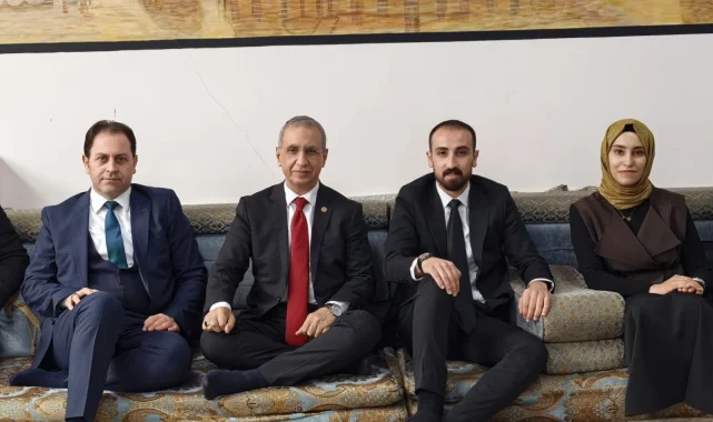 AK Parti Milletvekili Dusak, Hilvan'da Gençlerle Buluştu