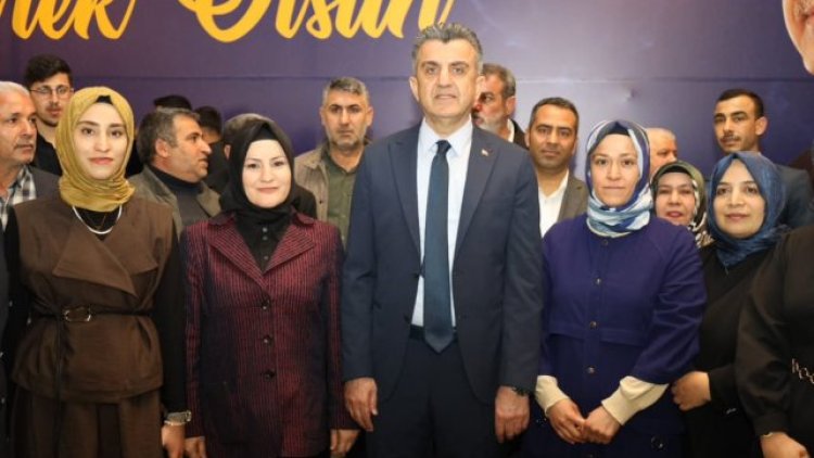 AK Parti Şanlıurfa'da Bayramlaşma Programı Düzenledi