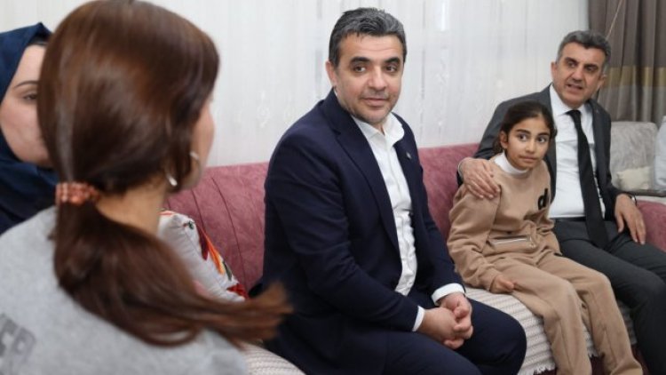 AK Parti Teşkilatı Bozova'da Peker Ailesiyle İftar Sofrasında Buluştu