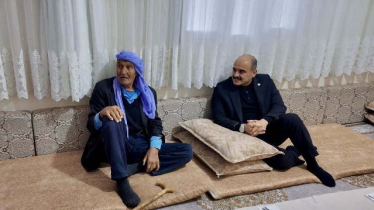 Akçakale Kaymakamı Altınöz, Ramazan'da Mahalle Sakinleriyle İftar Yaptı