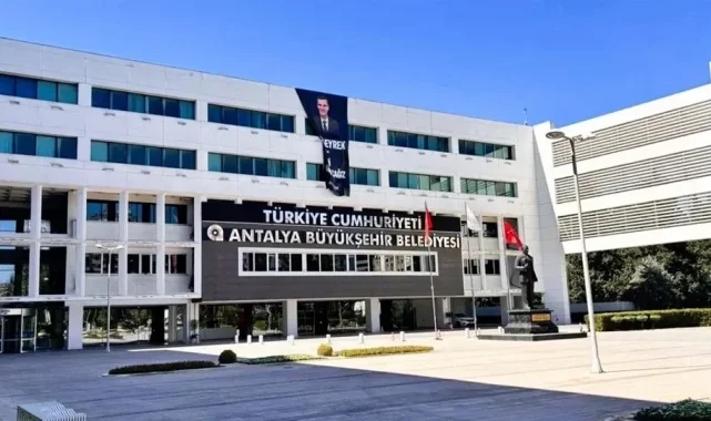 Antalya'da rüşvet ve yolsuzluk davasında ilk duruşma yarın