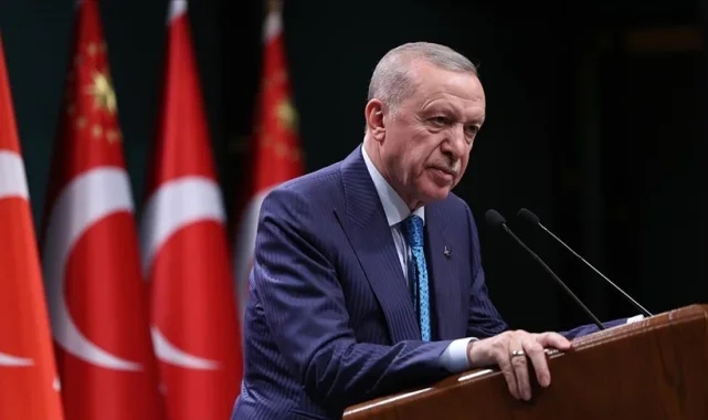 Cumhurbaşkanı Erdoğan'dan Kadir Gecesi için barış ve huzur temennisi