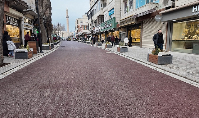 Divanyolu'nda İkinci Etap Asfalt Çalışmaları Tamamlandı