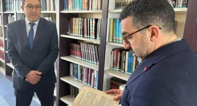 Eksiklikleri tamamlanan Kars İl Halk Kütüphanesi açılış için gün sayıyor