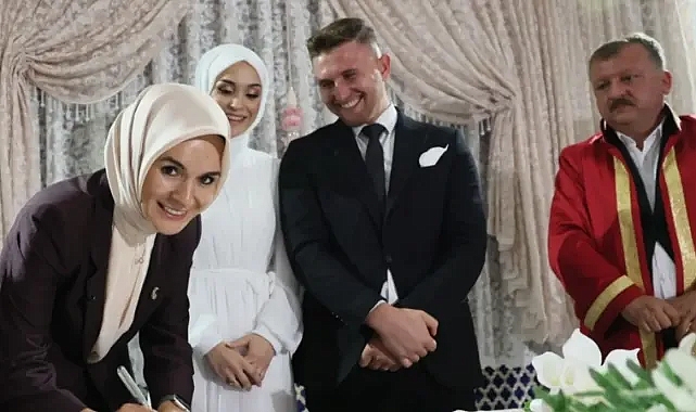 Evlilik kredisi bekleyenler bu haber sizin için! Ödemenizi erteleyebilirsiniz!