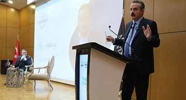 Faruk Çelik: Trump şantaja teslim olmuş!