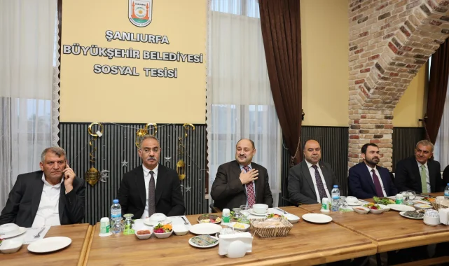 Gülpınar'dan Birlik ve Beraberlik Mesajı: İftar Sofrasında Buluştu
