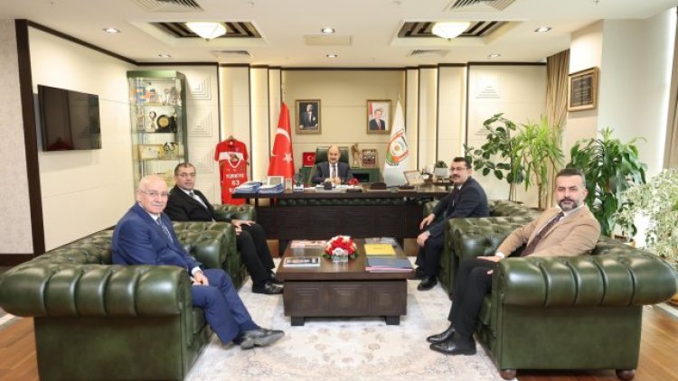 Gülpınar'dan Yerel Hizmet-Sen ve Ege Şanlıurfa Derneği'ne Ziyaret