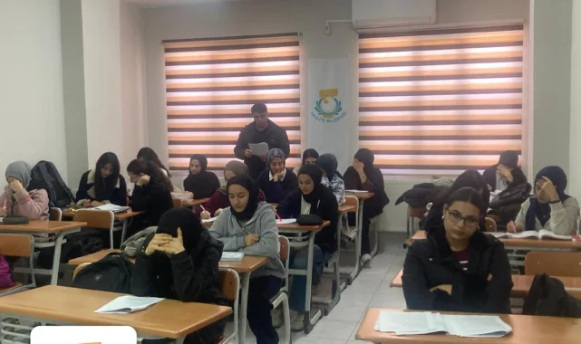 Haliliye Belediyesi'nden Gençlere Sınav Hazırlık Desteği