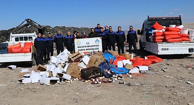 Haliliye’de zabıta ekipleri 5 ton bozuk gıda ele geçirdi!