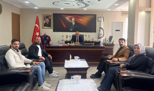 Hilvan Belediyesi'ne Ziyaret: Mehmet Bedlek'ten Hilvan Belediyesi Eşbaşkanlarına Teşekkür
