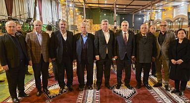 İş İnsanı Mehmet Üzümcüoğlu’ndan Birlik, Barış ve Kardeşlik Sofrası