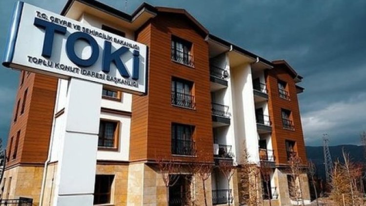 İzmir'de TOKİ Projesi Üzerinden Milyonluk Dolandırıcılık: 25 Kişi Tutuklandı