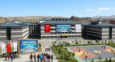 Kars'ta eğitime 4 yeni okul yatırımı: Yapım sözleşmeleri imzalandı