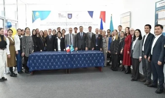 Kazakistan'da ilk: Fransız Merkezi çalışmalarını sürdürüyor