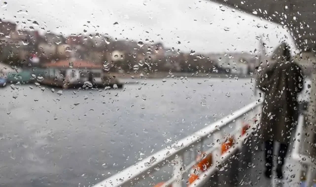 Meteoroloji uyardı: Sıcaklıklar düşüyor, bayram yağışlı geçecek