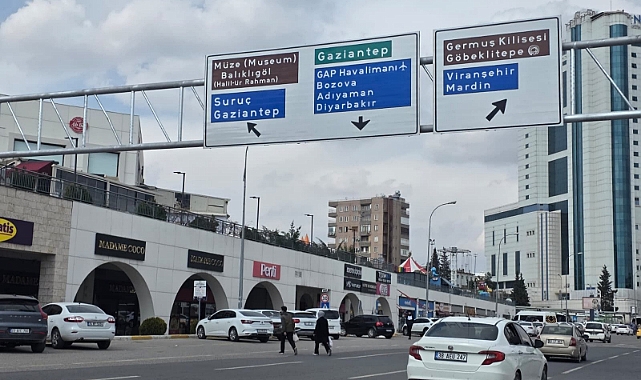 Şanlıurfa’da Baş Üstü Yönlendirme Levhaları Artırılıyor