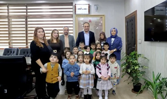 Şanlıurfa İl Sağlık Müdürü Erhan Berk'ten Çocuk Kreşi Ziyareti