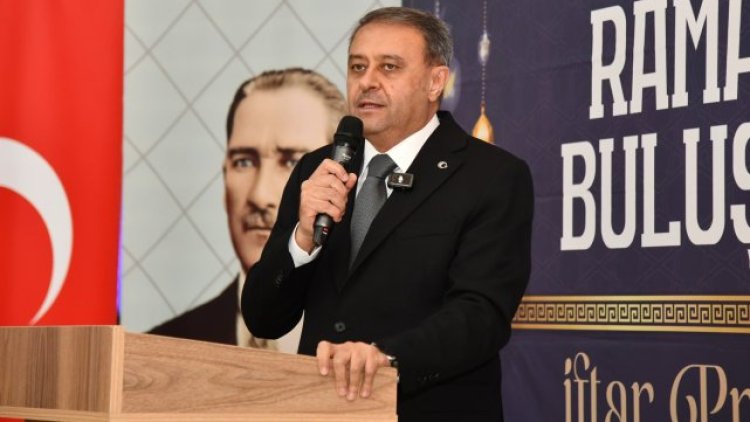 Şanlıurfa Valisi Hasan Işıldak Suruç'ta Vatandaşlarla İftar Yaptı