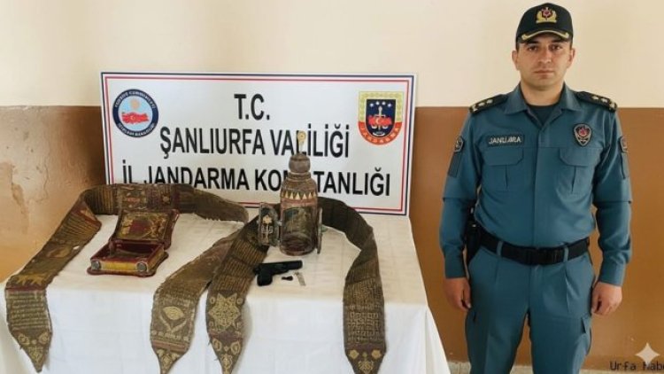 Şanlıurfa'da Operasyon: Tarihi Kitaplar ve Ruhsatsız Silah Ele Geçirildi