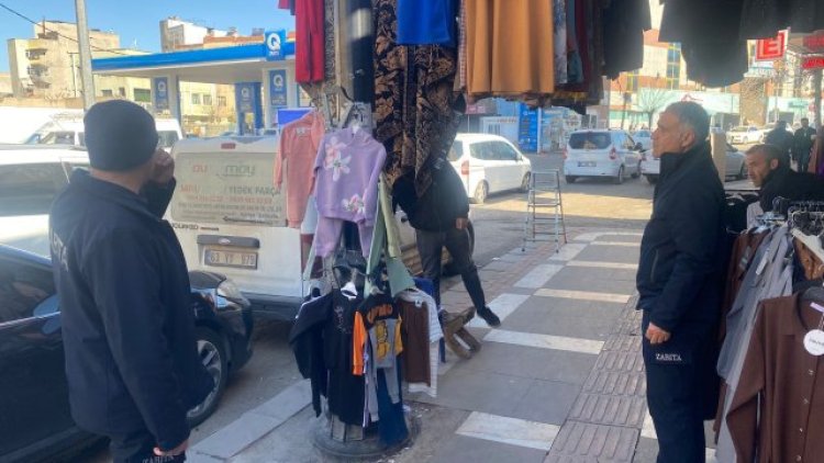 Siverek'te Semt Pazarları Temizlik Ekiplerinin Çalışmalarıyla Hijyenik Hale Geliyor