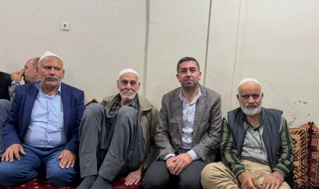Suruç'ta İlçe Başkanı İbrahim Uçar'dan Yaşlıları Ziyaret