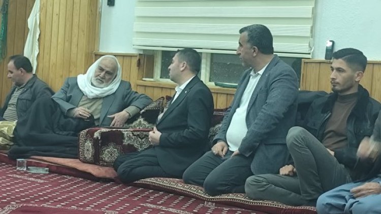 Suruç'ta Mahalle Buluşması: İlçe Başkanı İbrahim Uçar Cumhuriyet Mahallesi Halkıyla Bir Araya Geldi