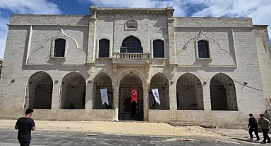 Urfa'daki tarihi cami yeniden açıldı!