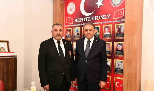 Vali Işıldak, Birecik Şehit Aileleri ve Gaziler Derneğini Ziyaret Etti