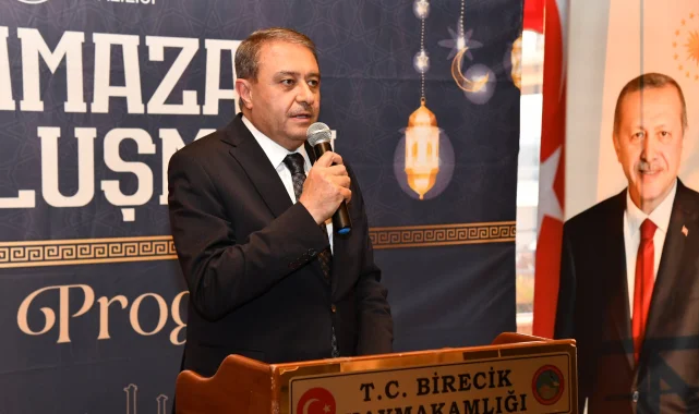 Vali Işıldak, Birecik'te Vatandaşlarla İftar Sofrasında Buluştu