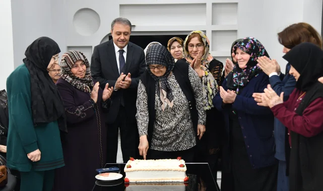 Vali Işıldak Yaşlılar Haftası'nda Huzurevi Sakinleriyle Buluştu
