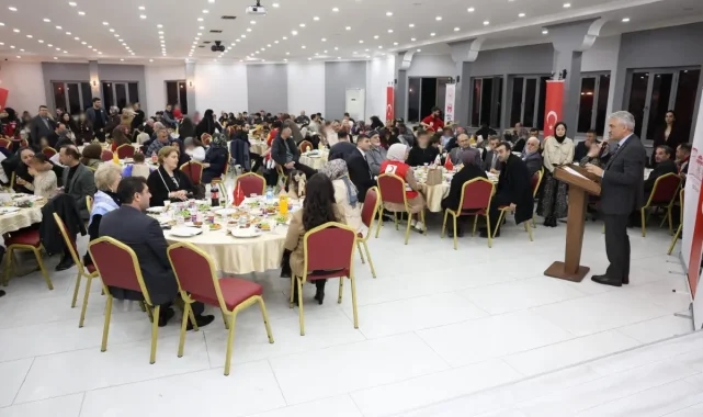 Valilik "Yetimler Günü" için "Anlamlı bir iftar"programı düzenledi