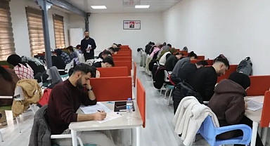 Viranşehir Belediyesi’nden Gençlere Deneme Sınavı Desteği