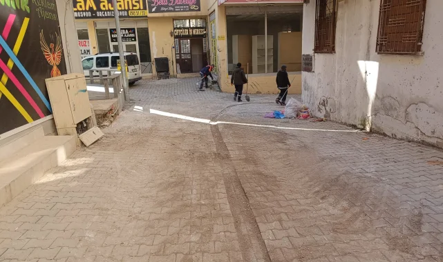 Viranşehir'de Kale Mahallesi'nde Parke Taşları Yenileniyor