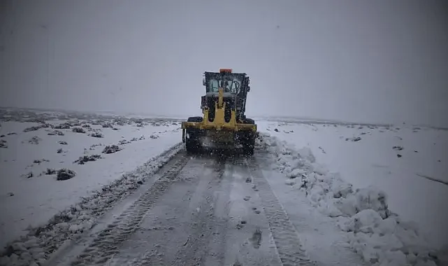 Yağmur kenti esir aldı! Şanlıurfa'da kar sürprizi!