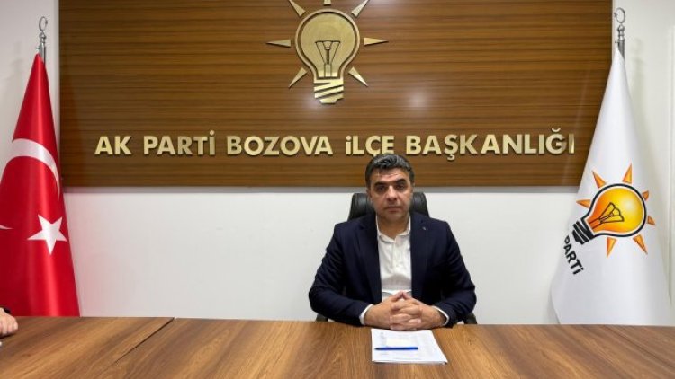 AK Parti Bozova İlçe Başkanı Mehmet Akgün Başkanlığında Yönetim Kurulu Toplantısı Yapıldı