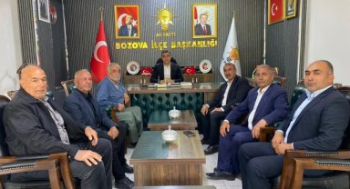 AK Parti Bozova İlçe Başkanı Mehmet Akgün, Mahalle Teşkilat Mensuplarıyla Buluştu