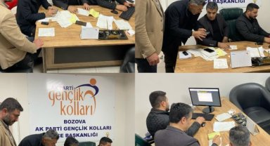 AK Parti Bozova İlçe Başkanı Mehmet Akgün Üyelik Çalışmalarını İnceledi
