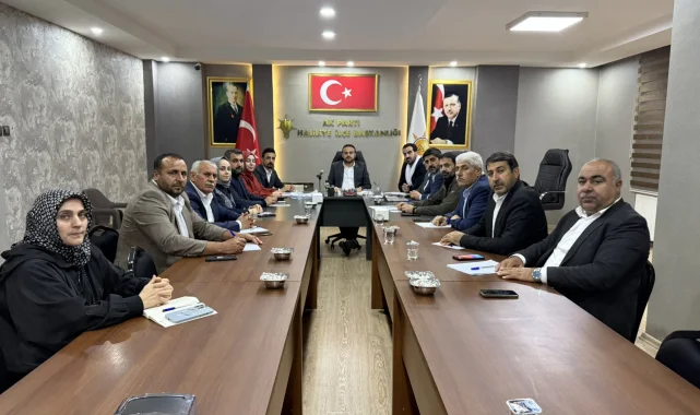 AK Parti Haliliye'de Kırsal Mahalleler Gündemiyle Toplantı Yapıldı