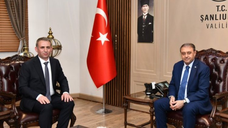AK Parti Siverek İlçe Başkanı Özeyranoğlu, Şanlıurfa Valisi Şıldak'ı Ziyaret Etti