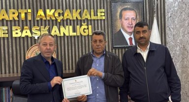 Akçakale AK Parti'de Teşekkür Belgesi Takdimi