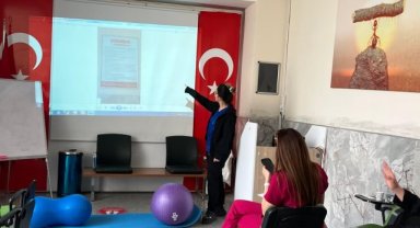 Akçakale Devlet Hastanesi'nde Ebeler İçin Kapsamlı Eğitimler Verildi